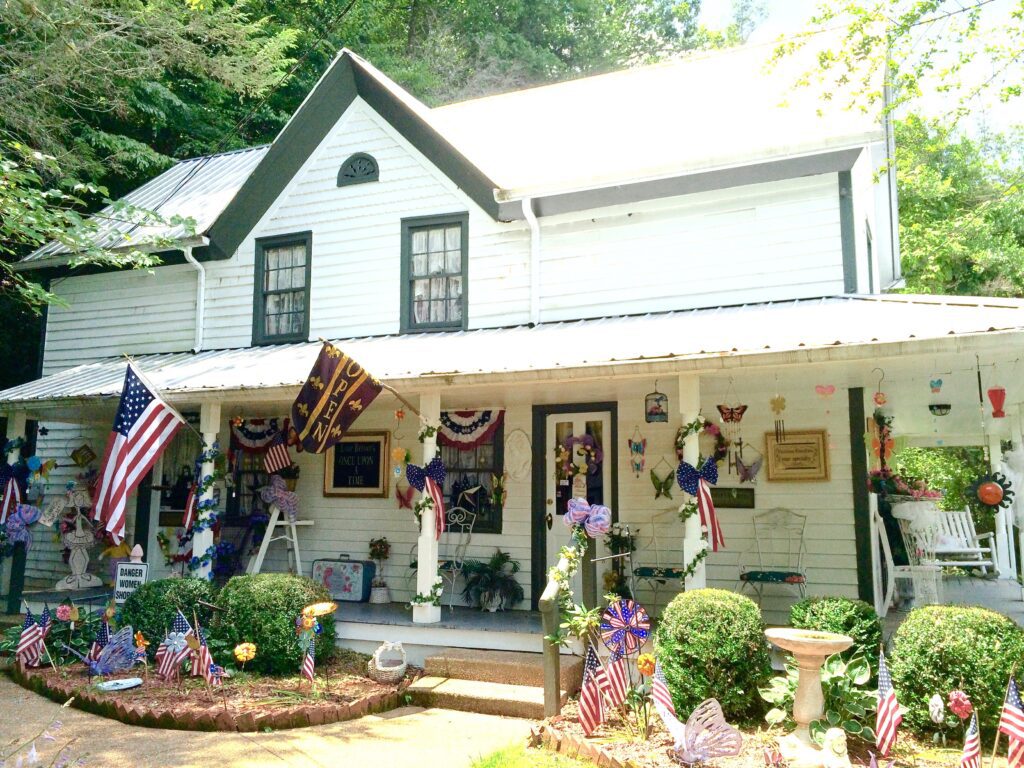 shop on Glades Rd.